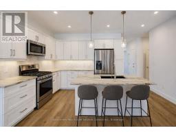 64 CAVALIER CRESCENT - 4