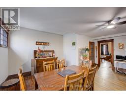 17 ARTHUR STREET E - 11