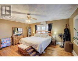 17 ARTHUR STREET E - 17