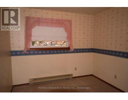 69 LOUISE STREET - 10