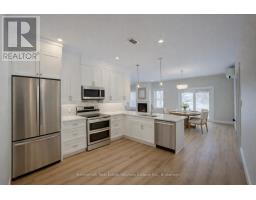38 - 1182 QUEEN STREET - 5