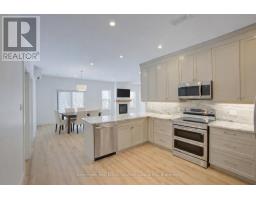 40 - 1182 QUEEN STREET - 5