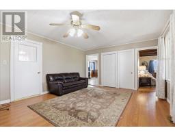 232492 CONCESSION 2 WGR - 17
