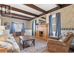 232492 CONCESSION 2 WGR - 9