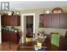 83 DUNCAN STREET S - 21