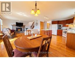 705 VICTORIA ROAD - 6