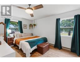 42 RIVERSIDE DRIVE - 20