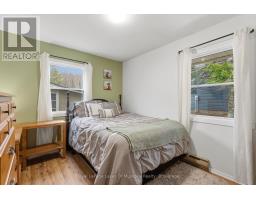 42 RIVERSIDE DRIVE - 22