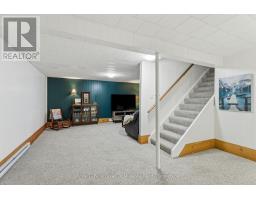 42 RIVERSIDE DRIVE - 24