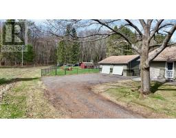 42 RIVERSIDE DRIVE - 34
