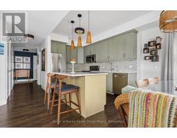 201 - 19 STUMPF STREET - 10