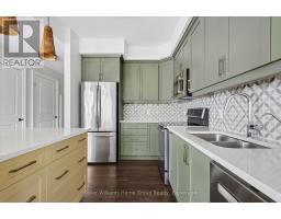 201 - 19 STUMPF STREET - 11