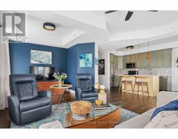 201 - 19 STUMPF STREET - 20