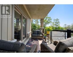 201 - 19 STUMPF STREET - 25