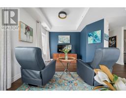 201 - 19 STUMPF STREET - 28