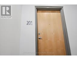 201 - 19 STUMPF STREET - 4