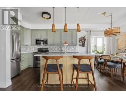 201 - 19 STUMPF STREET - 9