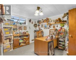 540 CHURCH CRESCENT - 21