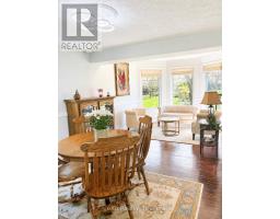 990 HERITAGE DRIVE - 11