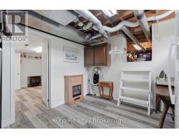 990 HERITAGE DRIVE - 29