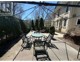85 PATRICK STREET E - 30