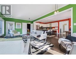 1 - 39 KAY CRESCENT - 15