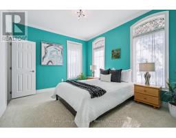 1 - 39 KAY CRESCENT - 30