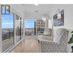 910 - 1878 GORDON STREET - 24