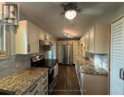 44 BRIARWOOD CRESCENT - 10