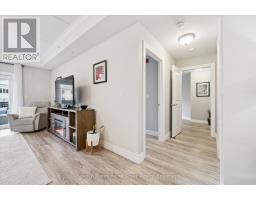 102 - 23 STUMPF STREET - 25