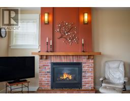 125 - 125 FAIRWAY COURT - 16