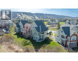 125 - 125 FAIRWAY COURT - 31