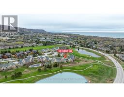 125 - 125 FAIRWAY COURT - 32