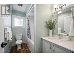 16 ROBBINS RIDGE - 23