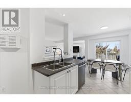 32 LAUGHLAND LANE - 10