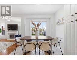 32 LAUGHLAND LANE - 12