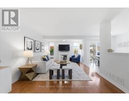 32 LAUGHLAND LANE - 16