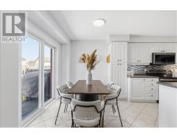 32 LAUGHLAND LANE - 18