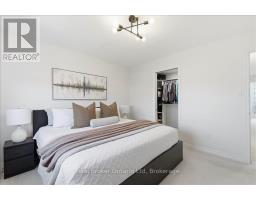 32 LAUGHLAND LANE - 20