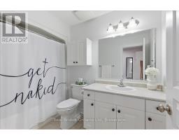 32 LAUGHLAND LANE - 22