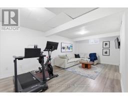 32 LAUGHLAND LANE - 28