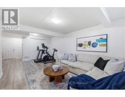32 LAUGHLAND LANE - 29