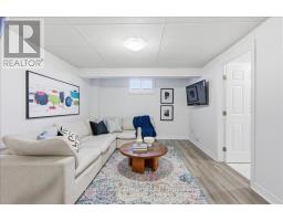 32 LAUGHLAND LANE - 31