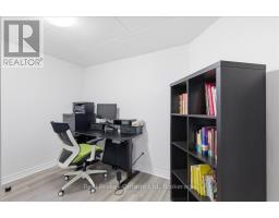 32 LAUGHLAND LANE - 33