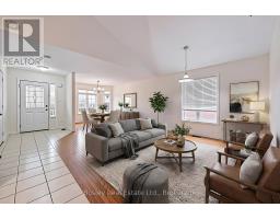 4 HAYWARD CRESCENT - 8
