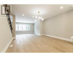 1105 MAIN STREET E - 16