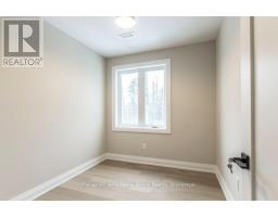 1105 MAIN STREET E - 42