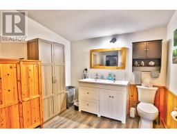 75049 HENSALL RD No.8 SECOND AVENUE - 12