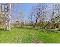 75049 HENSALL RD No.8 SECOND AVENUE - 17