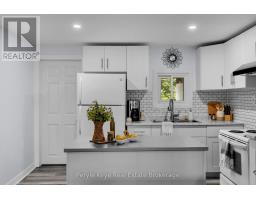 1025 & 1027 BIG ISLAND ROAD - 12